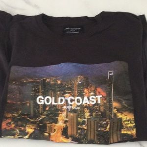 Gold Coast Australia vintage graphic tee, small